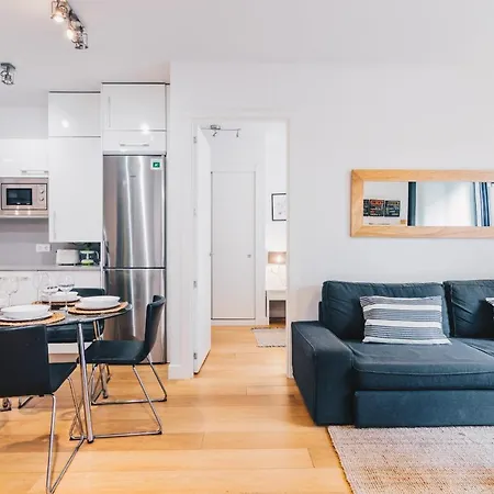 Domo By People * San Sebastián