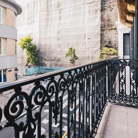 Domo By People Daire