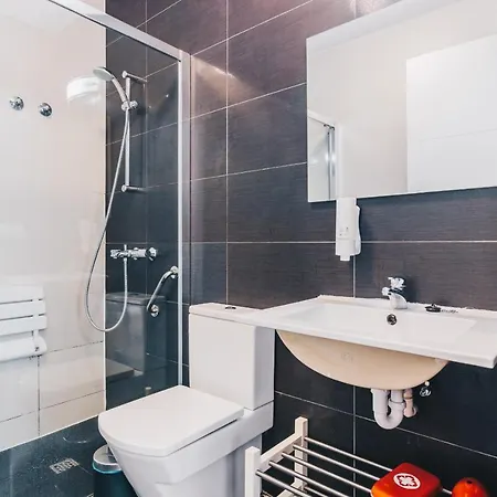 Domo By People San Sebastián